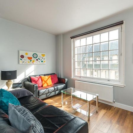 Royal Mile Modern Apartment Edinburgh Exterior photo